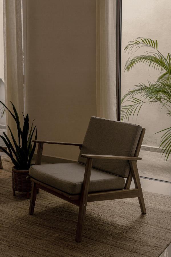 Narrativ Lofts - Serena - Beautiful Colonial Suite カンペチェ エクステリア 写真