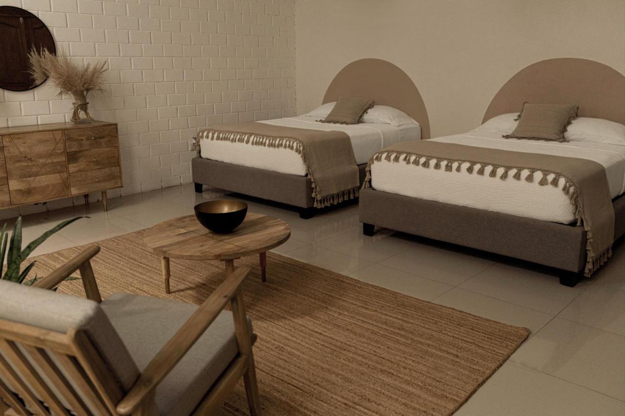 Narrativ Lofts - Serena - Beautiful Colonial Suite カンペチェ エクステリア 写真